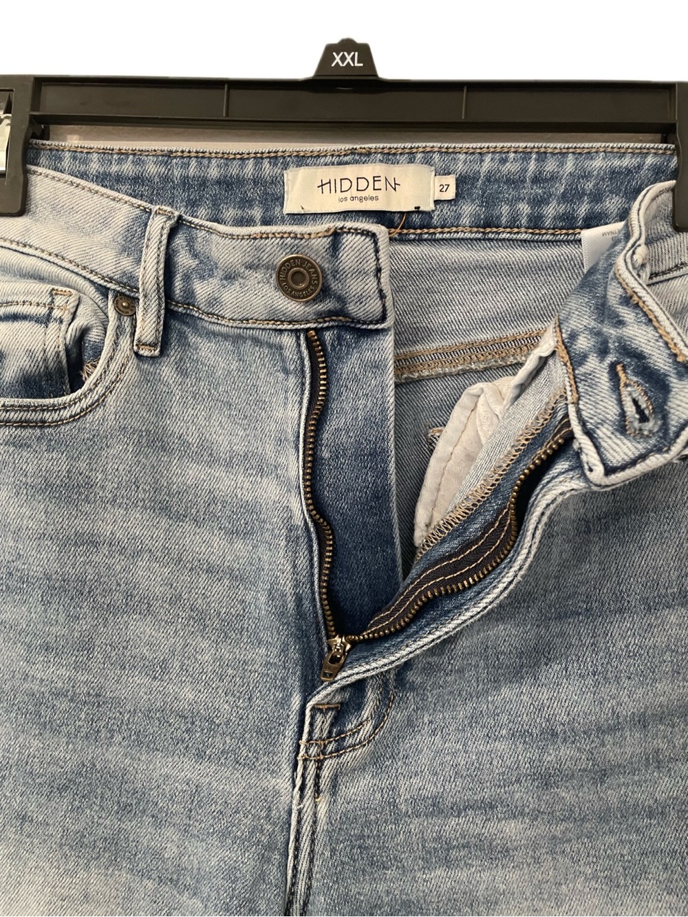 Hidden Los Angeles High-Rise Straight Leg Light Wash Jeans